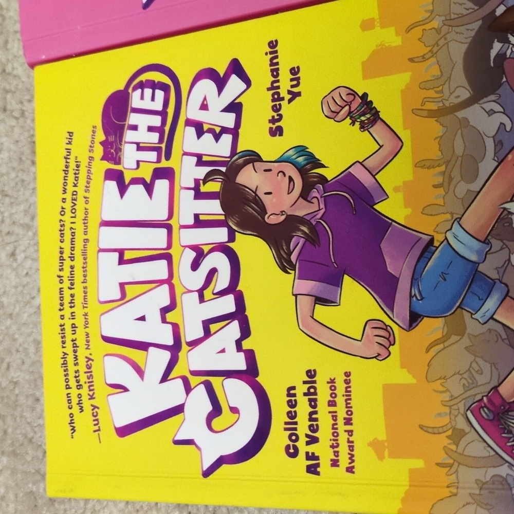 Great Condition Katie The Cat Sitter Kid Graphic Novel Set - Picture 2 of 7